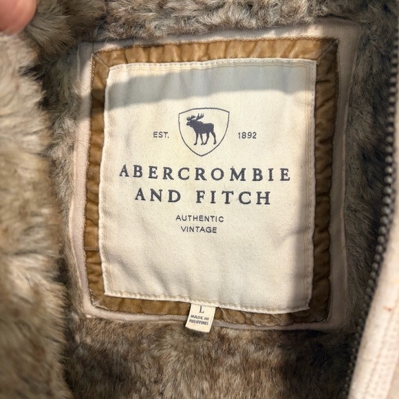 Vintage Abercrombie & Fitch Faux Fur sweatshirt girls Junior size Large - Picture 5 of 10